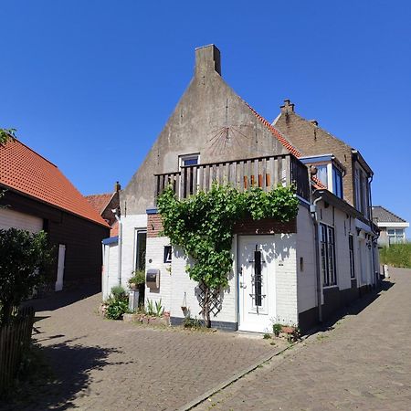 The Cosy Little House With The Sundial Villa Stavenisse Eksteriør bilde