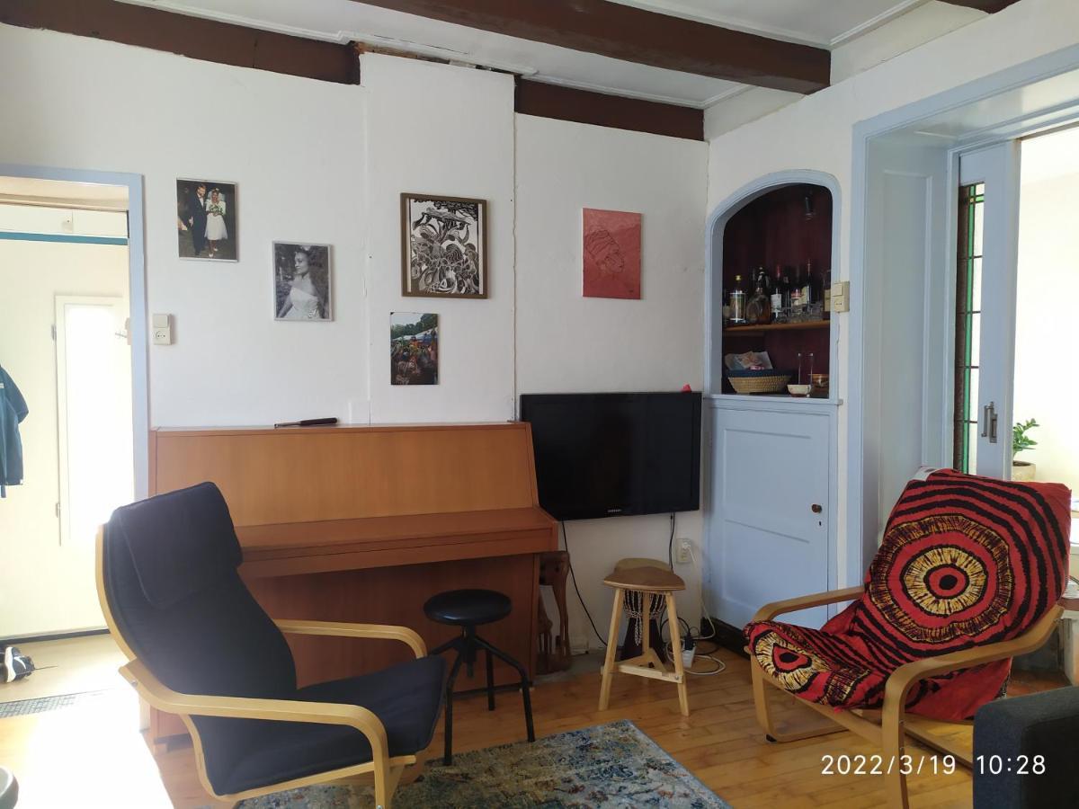 The Cosy Little House With The Sundial Villa Stavenisse Eksteriør bilde