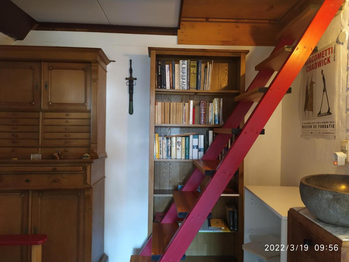 The Cosy Little House With The Sundial Villa Stavenisse Eksteriør bilde